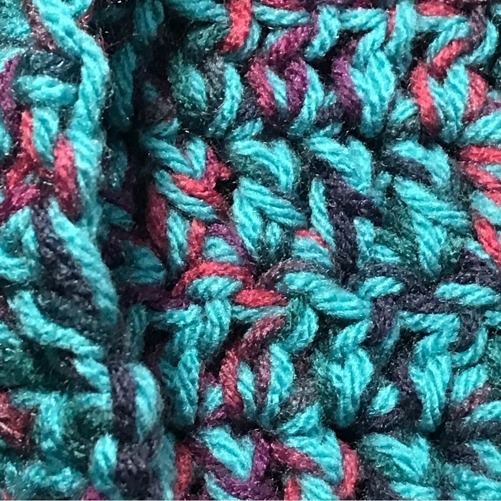 NEW Hand Knit Scarf - Picture 3 of 7
